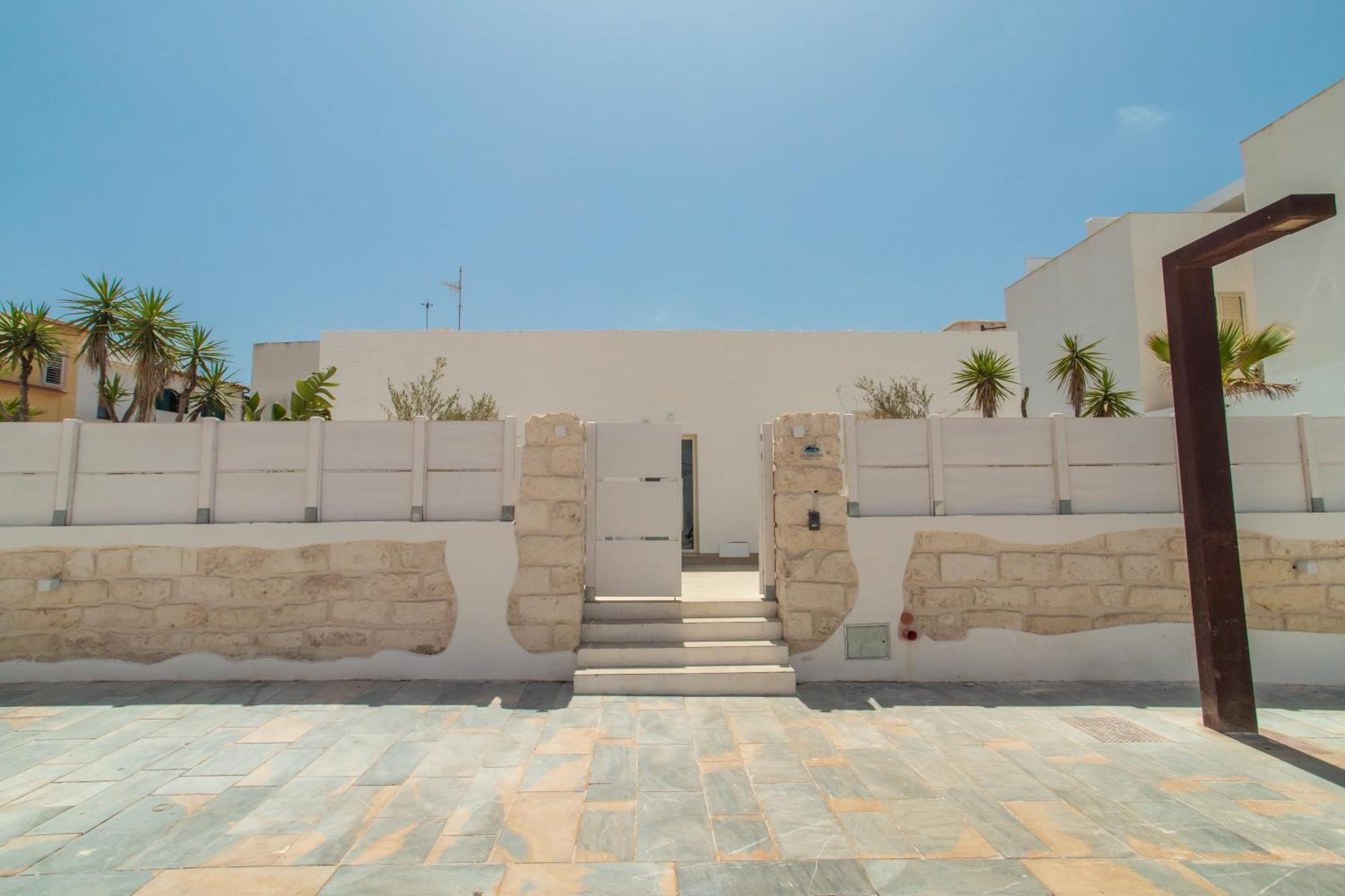 Hotel Le Grotte Lampedusa Esterno foto