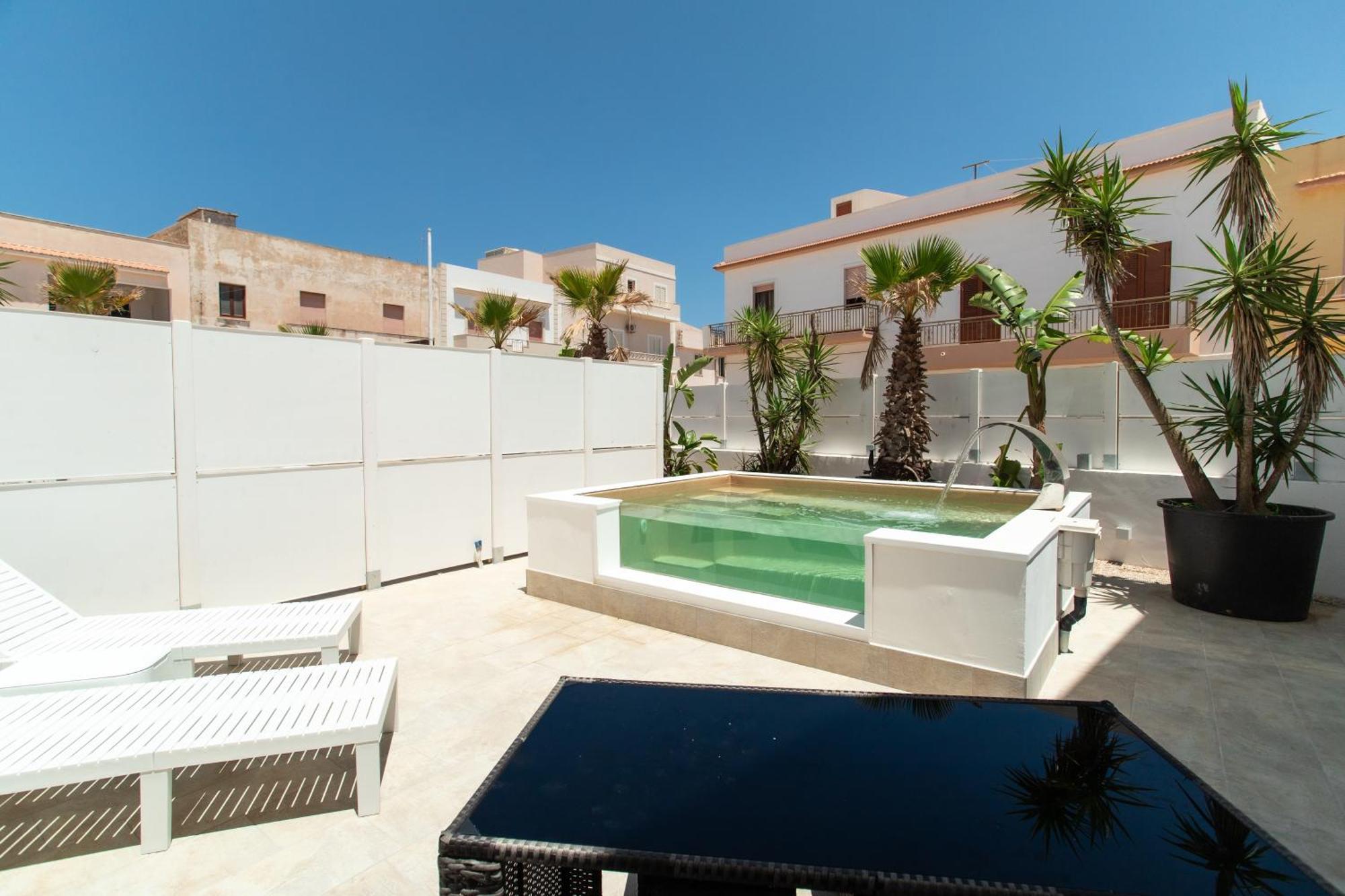 Hotel Le Grotte Lampedusa Esterno foto