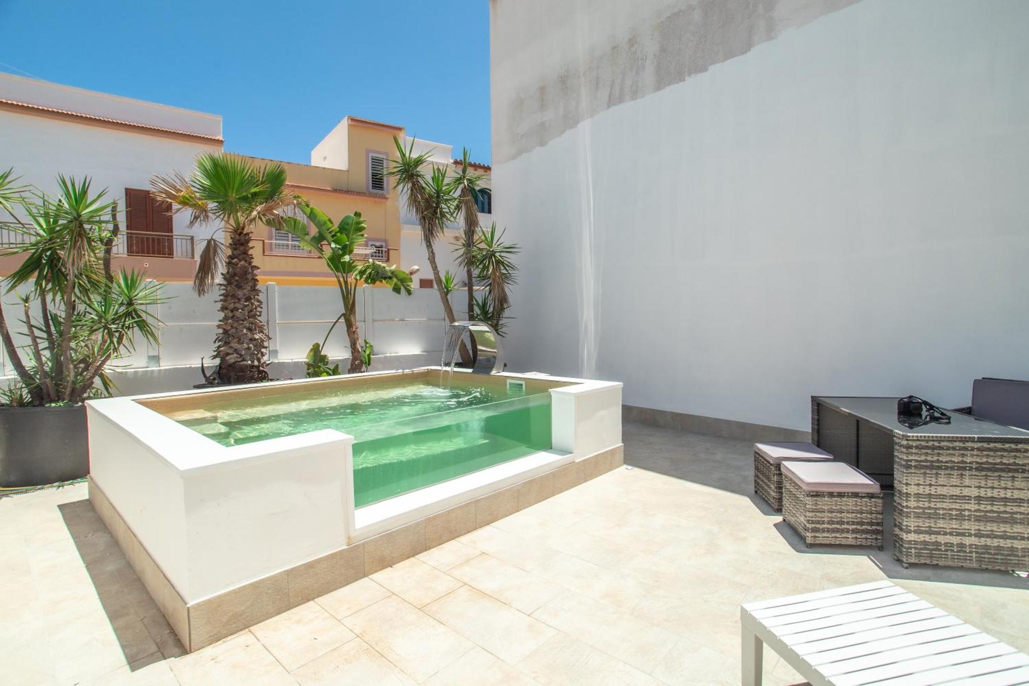 Hotel Le Grotte Lampedusa Esterno foto