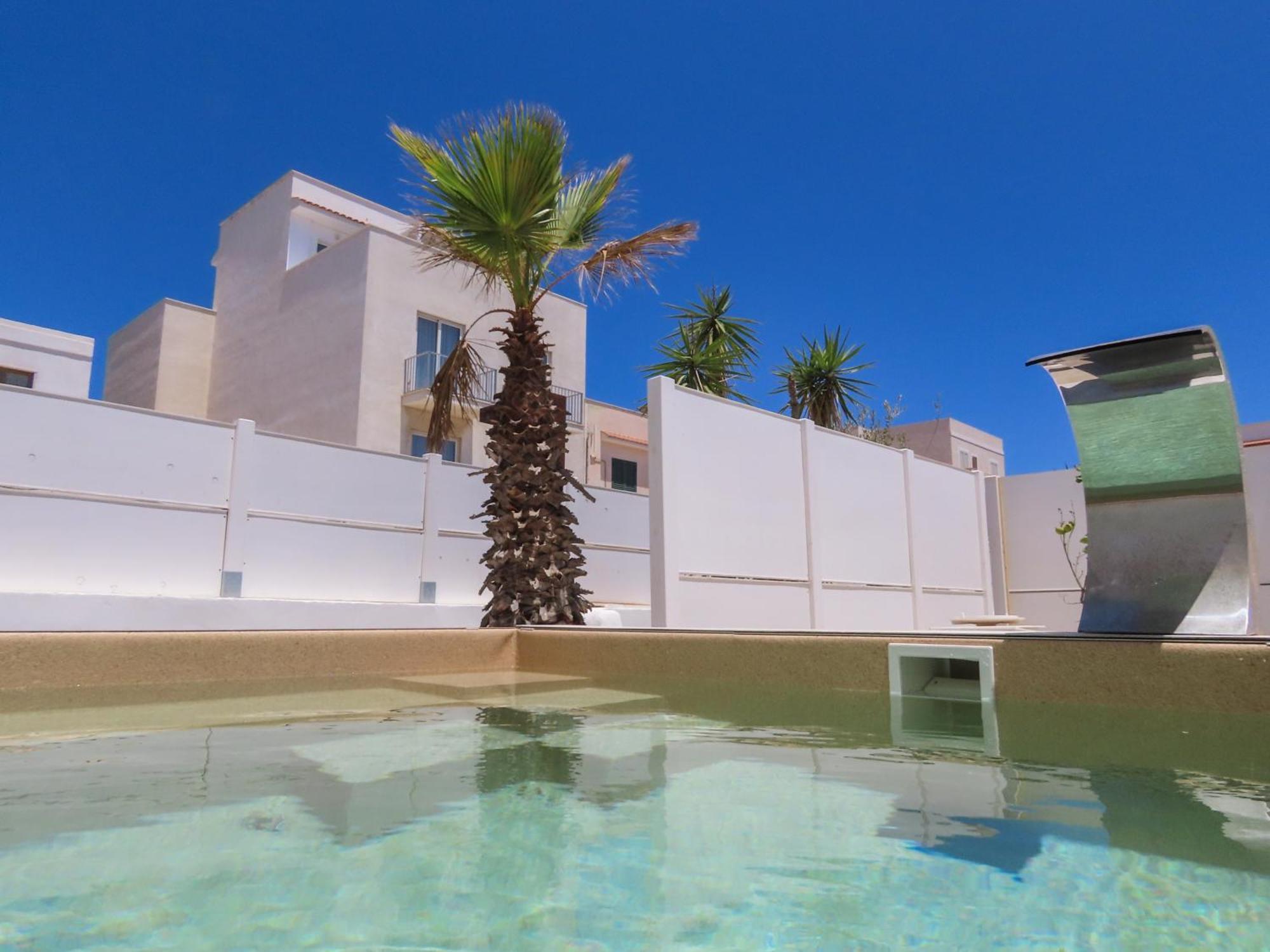 Hotel Le Grotte Lampedusa Esterno foto