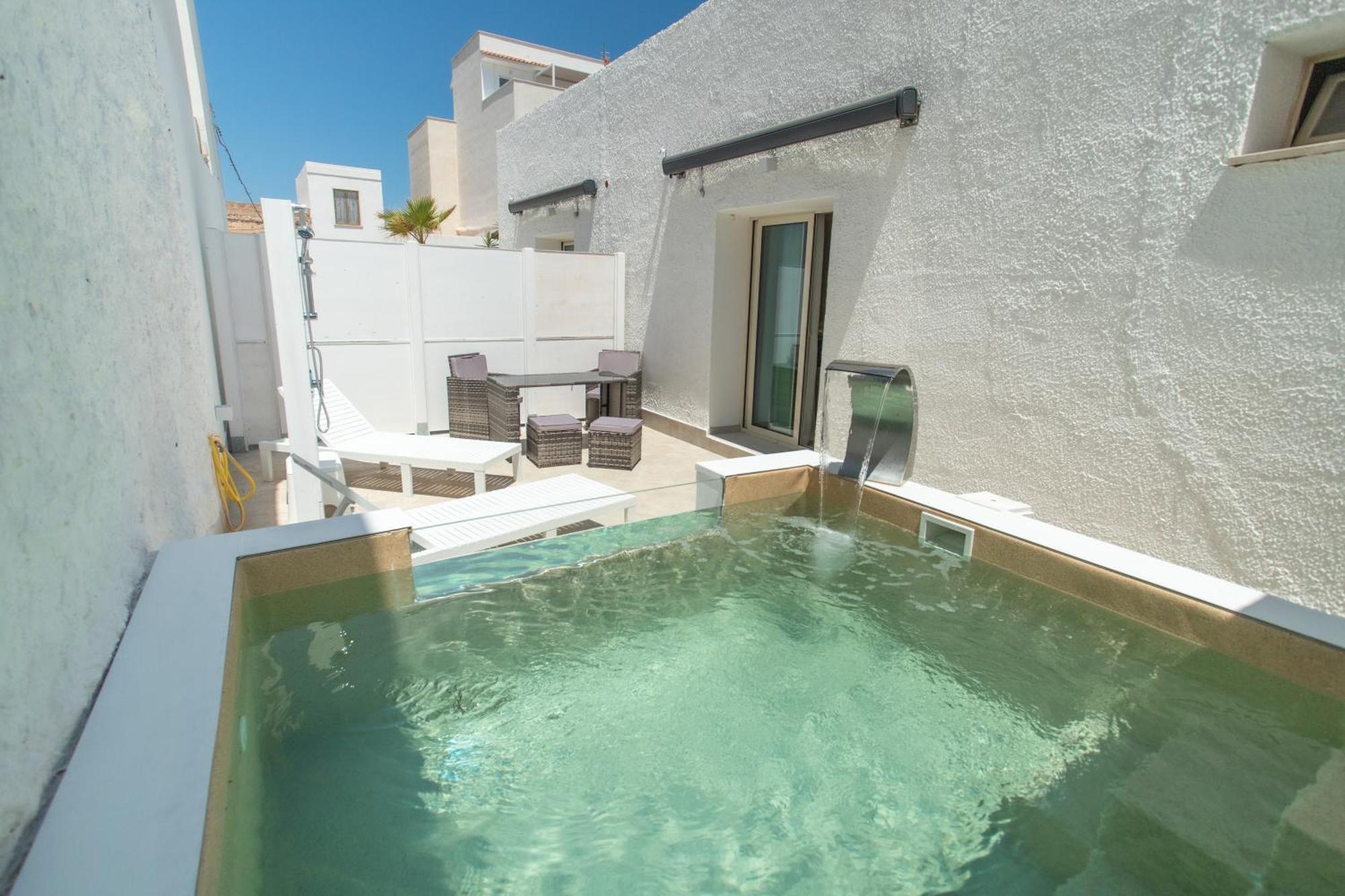 Hotel Le Grotte Lampedusa Esterno foto